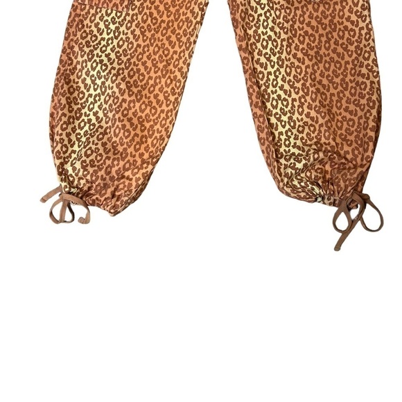 Venus Leopard Cheetah Animal Print Cargo Pants - Picture 5 of 16